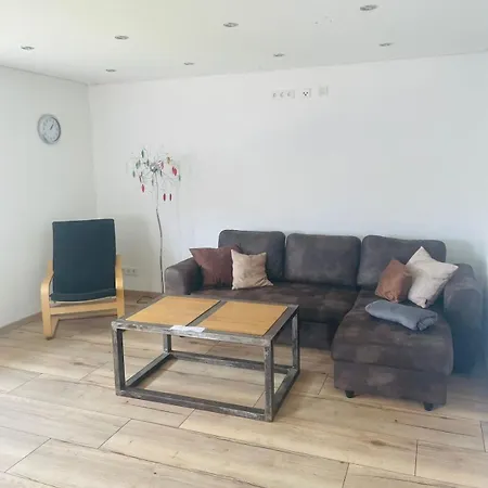 Liv For A Short Break * Gerabronn